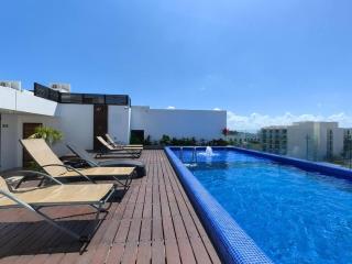 Icono 208 by Booking Guys Riviera - 8