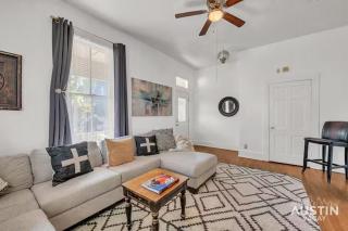 Historic 3BR 3BA w Modern Charm Mins to UT Dining Downtown by Austin Vacay - 2