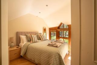 The Barn, 2 Bedrooms with Hot Tub, Forest of Dean - 7