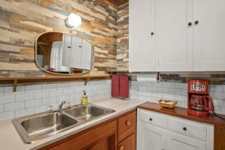 Serene Camano Cabin w Deck Fire Pit and Views - 1