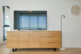 Beautiful City and Sky View 2BR Apt w Pool Gym Sauna - 1