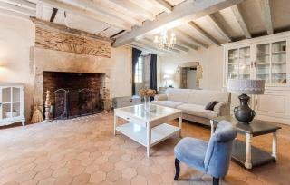Gorgeous Home In Cellefrouin With Wifi - 8