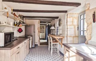Gorgeous Home In Cellefrouin With Wifi - 4