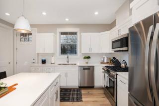 Hot Tub - Saugatuck - Douglas - Luxury Home Sleeps 8 - 6