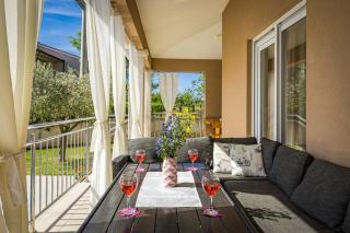 Villa Karla near Pula for 8 persons with private pool, kids playground & pet friendly - 3