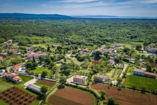 Villa Karla near Pula for 8 persons with private pool, kids playground & pet friendly - 2