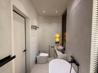 MoonLight Villa - 3BR Tropical Pool Retreat - 1