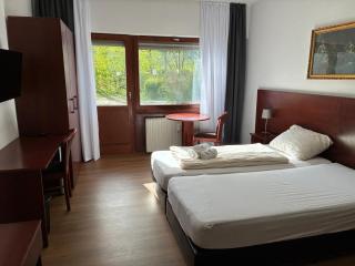 FREE Apartment - Am Park - 3