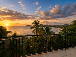 Exclusive Retreats Newest Beachfront Estate w Staff, Breakfast & Chef Available - 2