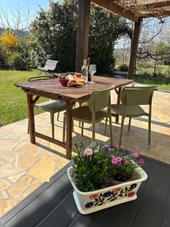Quercy Hills Retreat with 2 Ensuite Rooms - 8