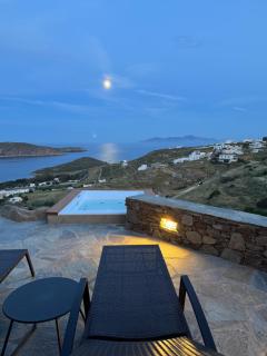 To Petrino Serifos - 8