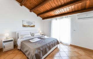 Beautiful Apartment In Fontane Bianche - 4