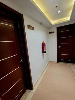 Impavid Hotel - 8