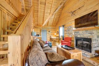 2 Mi to Blue Ridge Pkwy! Mtn Escape w/ Fireplace - 4
