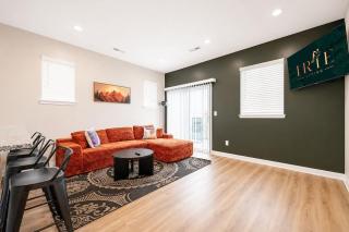 IRIE Living-Cozy Retreat 2BR House with Pool Gym - 0