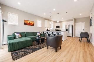 IRIE Living-Modern Kg 2Bd Gym Pool BRAND NEW - 8
