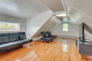 Nature & City Access! Family Home in North Jersey - 1