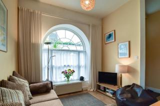 3 Bed in Bude oc-tcour - 1