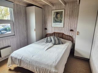 6 person holiday home in Hadsund - 6