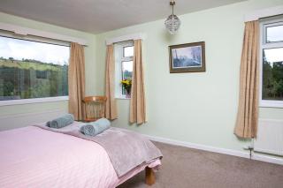 6 Bed in Brecon oc-bn413 - 2