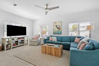A Shore Bett By Stay on 30A, Private Pool, Golf Cart, Bikes - 5