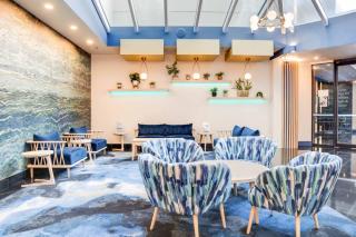 Viaduct Harbour Studio with Kitchen and Laundry - 2