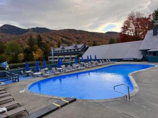 10-4 Potash Rd 3BR Townhouse Sleeps 8 Village of Loon - 0