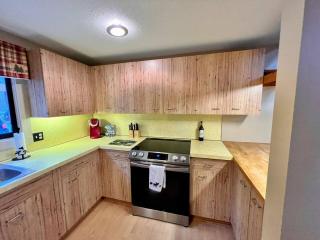 10-4 Potash Rd 3BR Townhouse Sleeps 8 Village of Loon - 1