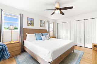 Walk to the BeachRestaurants 2BR25 BA Patio - 5