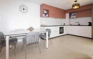 2 Bedroom Amazing Apartment In Folelli - 5