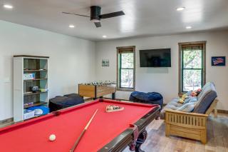 Spacious Family Gem w/ Patio, 3 Mi to Rainbow Lake - 6
