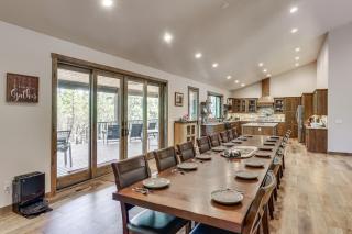 Spacious Family Gem w/ Patio, 3 Mi to Rainbow Lake - 7