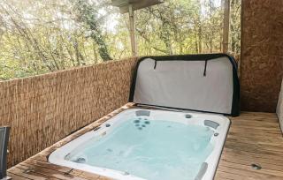 1 Bedroom Gorgeous Home In Bibiche - 9