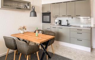Amazing Apartment In Faaborg With Private Swimming Pool, Can Be Inside Or Outside - Fåborg - 4