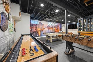 Hot Tub Game Room Sauna Deck Fire Pit Walk to StadiumDowntownPark - 4