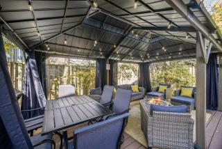 Hot Tub Theater Sauna Deck Fire Pit Walk to StadiumDowntownPark - 6