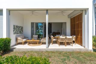 Grand Gaube Beachfront Escape - 6