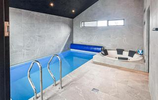 Beautiful Home In Højslev With Sauna - 9