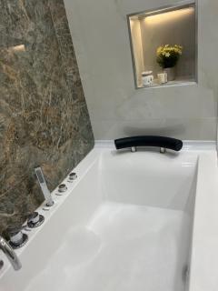 Modern Luxury Stay ,City Center,Full Comfort & Style - 6