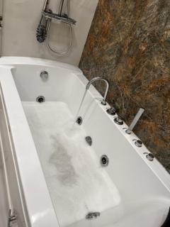 Modern Luxury Stay ,City Center,Full Comfort & Style - 7