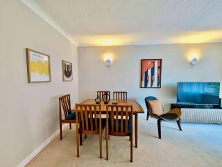 Surbiton Gem 5 Min to Station & Free Parking - 2