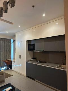 supernova luxuries studio apartment 42nd floor - 2