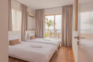 Perfect Seaside Escape with Privacy ! - 4