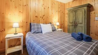 Chalet du Coeur avec spa et bord de l'eau - 3