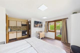 Cozy Studio with a Garden - 8
