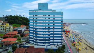 Apartamento Beira Mar - Vista incrível - 3 quartos - Completo - 4
