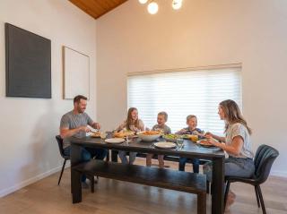 Family-Friendly Getaway Hot Tub Views EVSE - 5