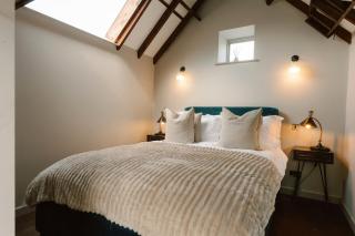 Charming Cotswold Cottage with Garden Annexe - 5