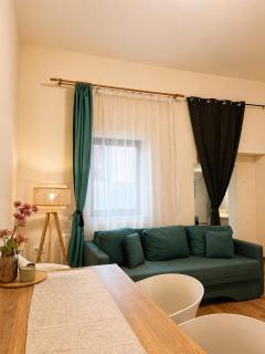 Sunny Old Town Apartment with Private Terrace - 2