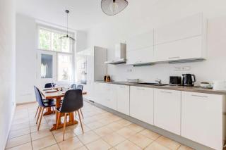 Family 2BDR apartment in Historical Vinohrady - 7